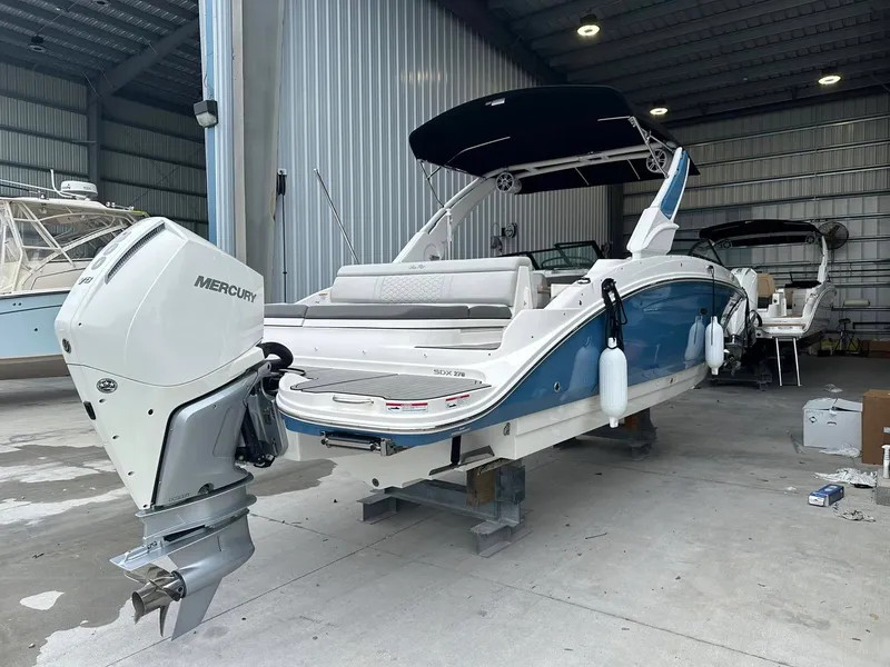 Slide: The Image of Sea Ray 270 SD-OB 2024 - 74