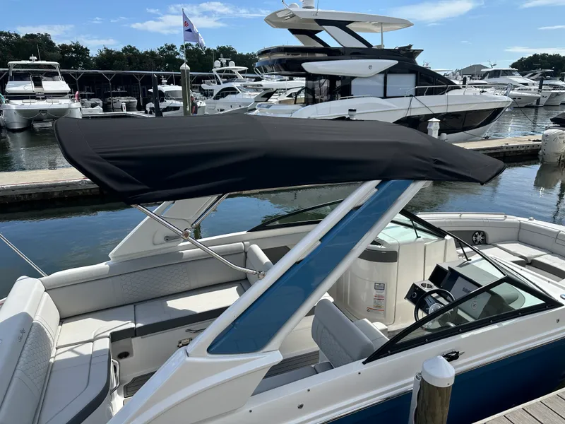 Slide: The Image of Sea Ray 270 SD-OB 2024 - 9