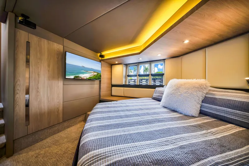 Slide: The Image of Azimut 55S 2016 - 52