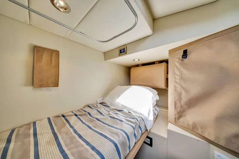 Slide: The Image of Azimut 55S 2016 - 61