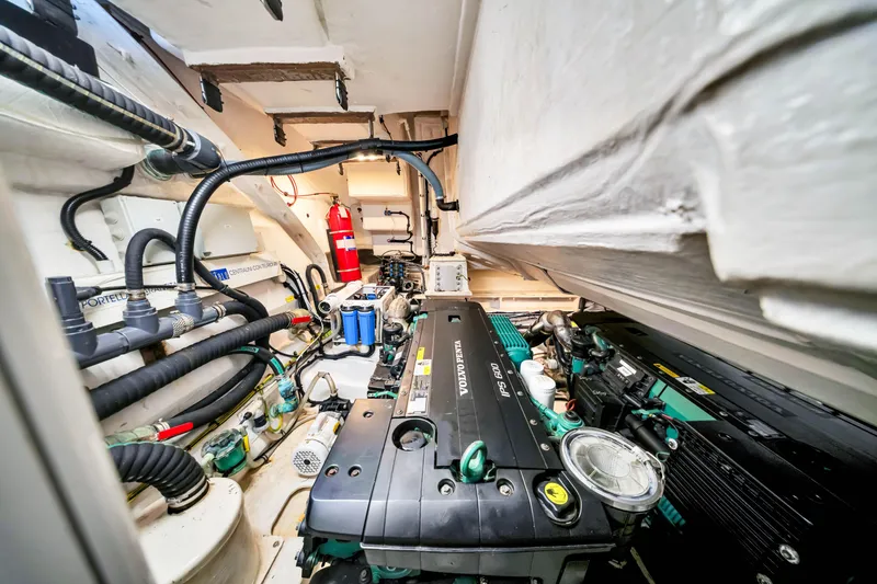 Slide: The Image of Azimut 55S 2016 - 65