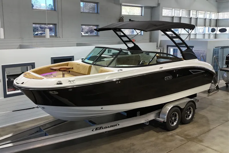 Slide: The Image of Sea Ray SDX 250 Surf 2026 - 1