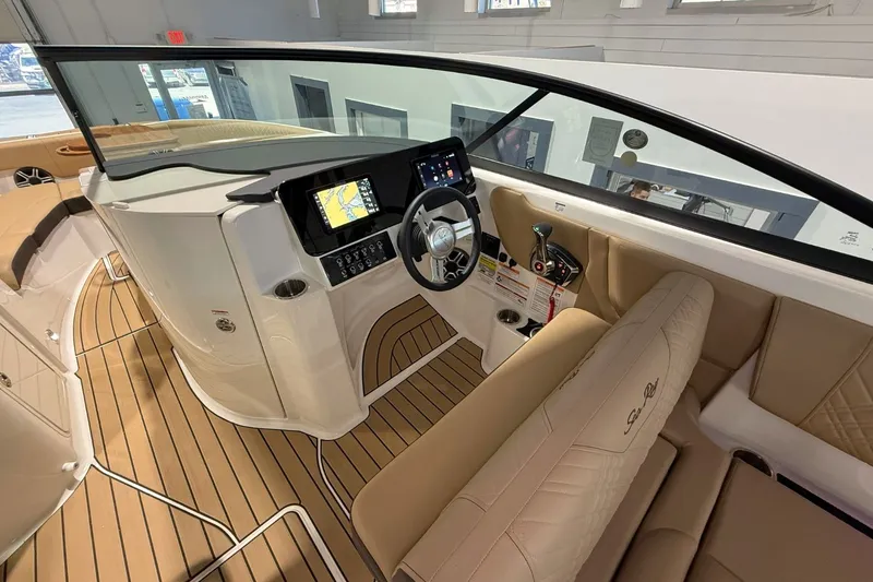 Slide: The Image of Sea Ray SDX 250 Surf 2026 - 17
