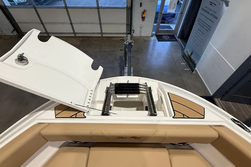 Slide: The Image of Sea Ray SDX 250 Surf 2026 - 37