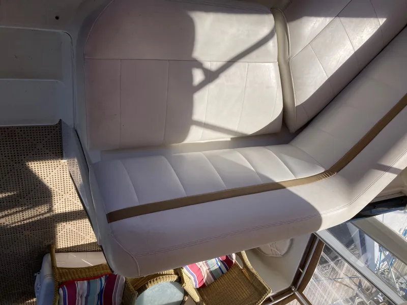 Slide: The Image of Carver Three Sixty Six Motor Yacht 2004 - 15