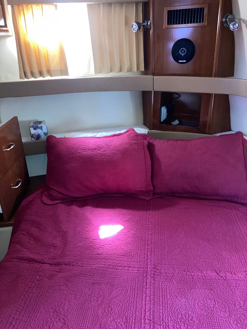 Slide: The Image of Carver Three Sixty Six Motor Yacht 2004 - 28