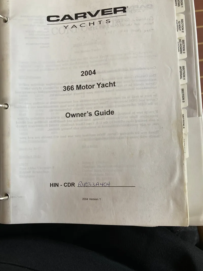 Slide: The Image of Carver Three Sixty Six Motor Yacht 2004 - 39