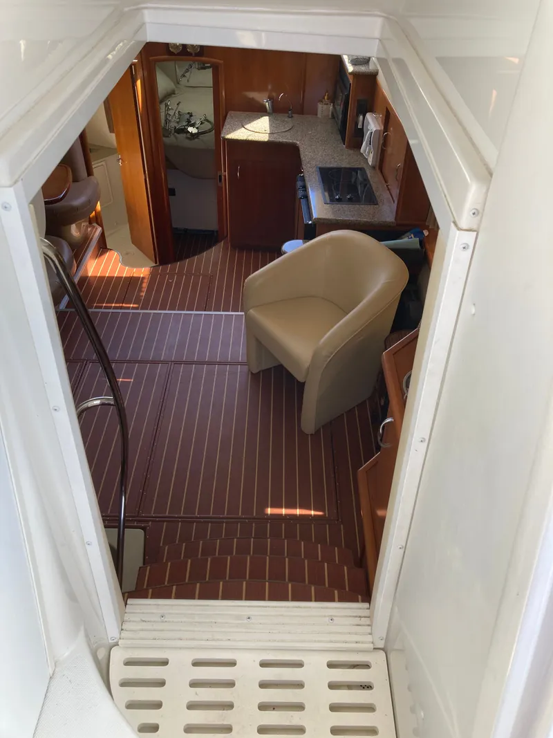 Slide: The Image of Carver Three Sixty Six Motor Yacht 2004 - 8