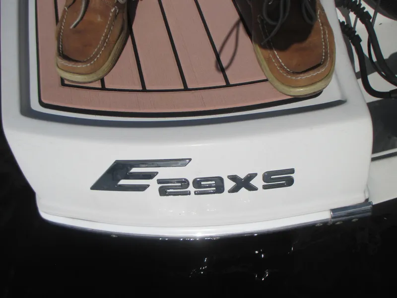 Slide: The Image of Crownline Eclipse E29 XS boat stern with logo, 2018 model. - 7