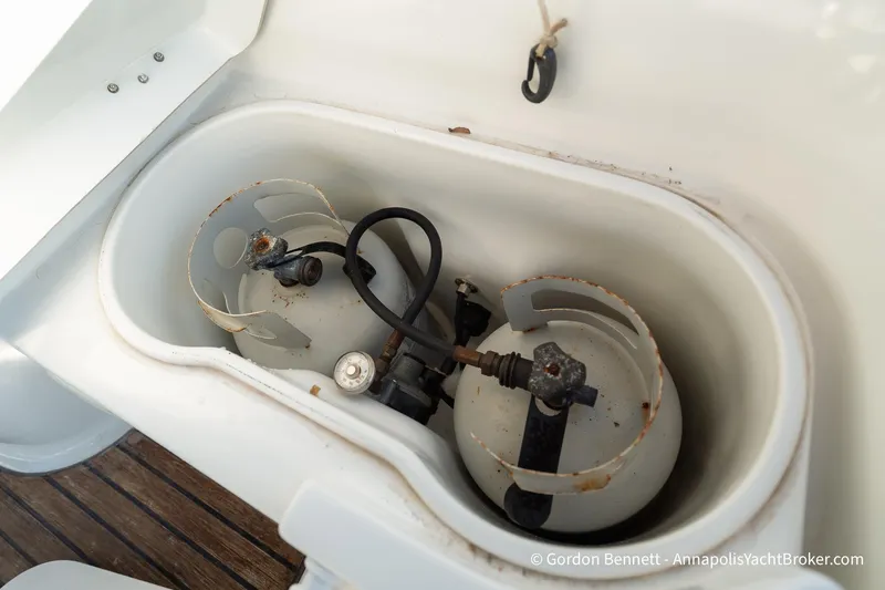 Slide: The Image of Propane storage compartment on 2004 Jeanneau Sun Odyssey 43 DS yacht. - 38
