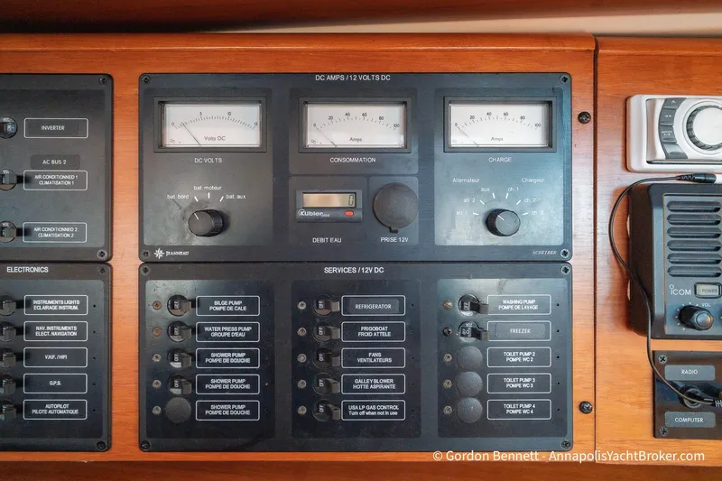 Slide: The Image of Electrical control panel on a 2004 Jeanneau Sun Odyssey 43 DS yacht. - 52