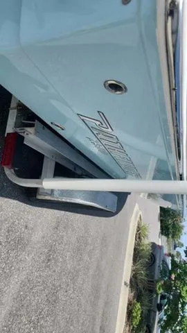 Slide: The Image of Pathfinder 2500 Hybrid 2025 - 10