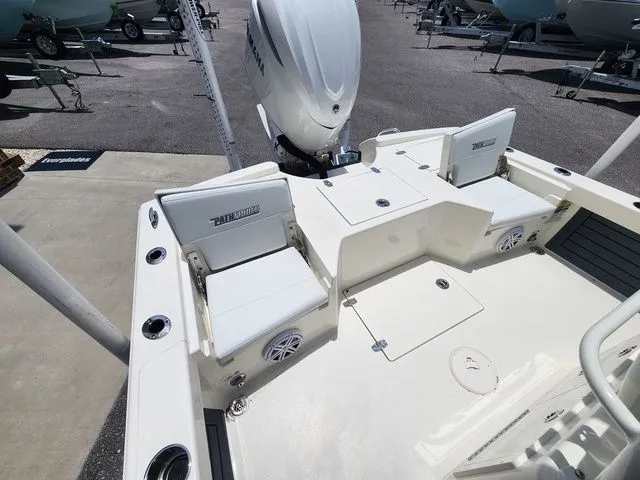 Slide: The Image of Pathfinder 2500 Hybrid 2025 - 13