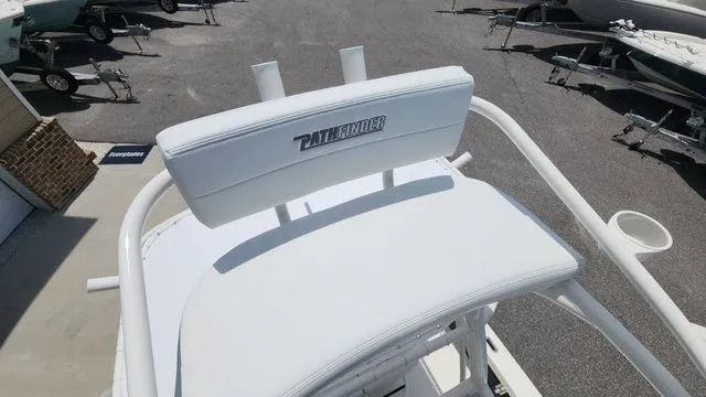 Slide: The Image of Pathfinder 2500 Hybrid 2025 - 23