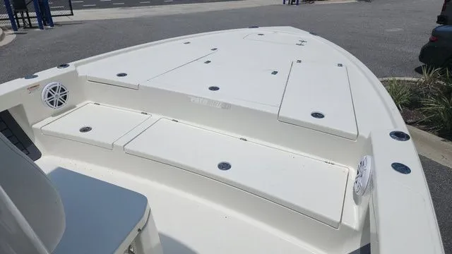 Slide: The Image of Pathfinder 2500 Hybrid 2025 - 36