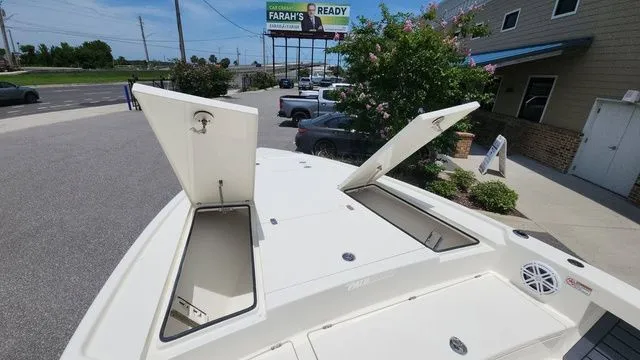 Slide: The Image of Pathfinder 2500 Hybrid 2025 - 37