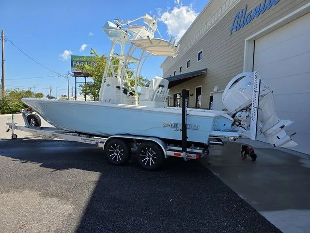 Slide: The Image of Pathfinder 2500 Hybrid 2025 - 45