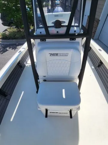 Slide: The Image of Pathfinder 2500 Hybrid 2025 - 24