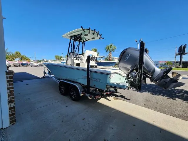 Slide: The Image of Pathfinder 2500 Hybrid 2025 - 6