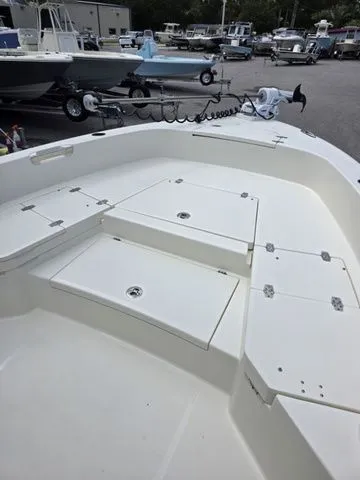 Slide: The Image of Pathfinder 2400 TRS 2024 - 31