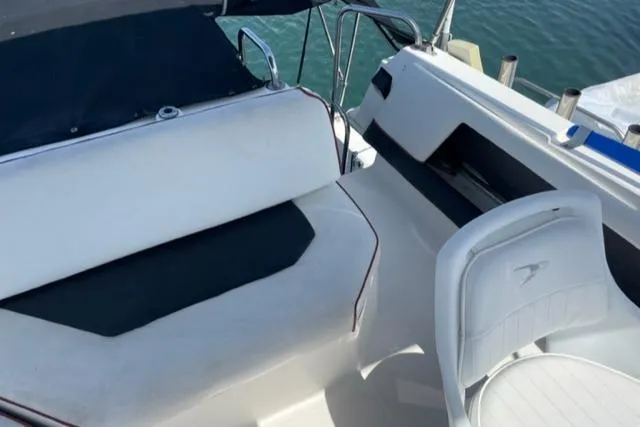 Slide: The Image of Flybridge Seating - 12