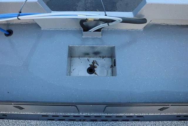 Slide: The Image of Alumaweld Adventurer 20 2026 - 23