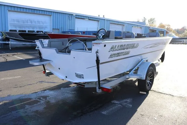 Slide: The Image of Alumaweld Adventurer 20 2026 - 4