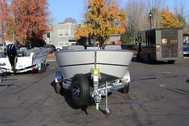 Slide: The Image of Alumaweld Adventurer 20 2026 - 6