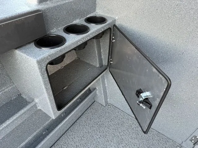 Slide: The Image of Kingfisher 2625 Coastal Express 2026 - 12