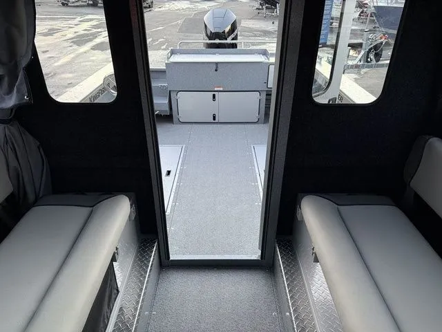 Slide: The Image of Kingfisher 2625 Coastal Express 2026 - 32