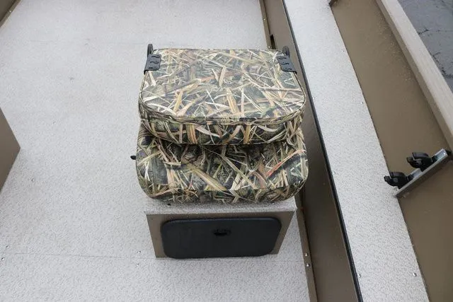 Slide: The Image of Smoker Craft Sportsman 1866 2026 - 14