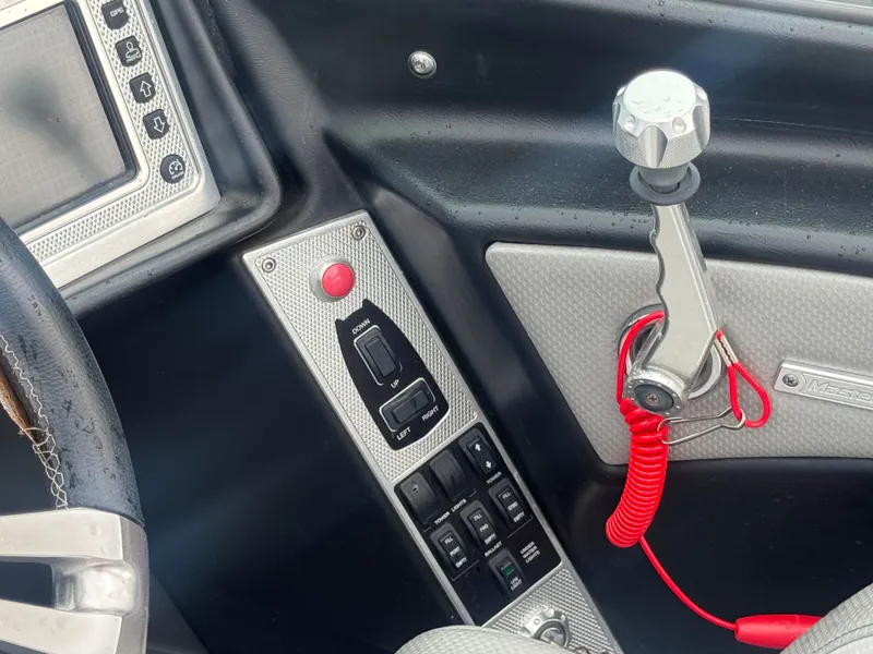 Slide: The Image of MasterCraft X46 2015 - 25