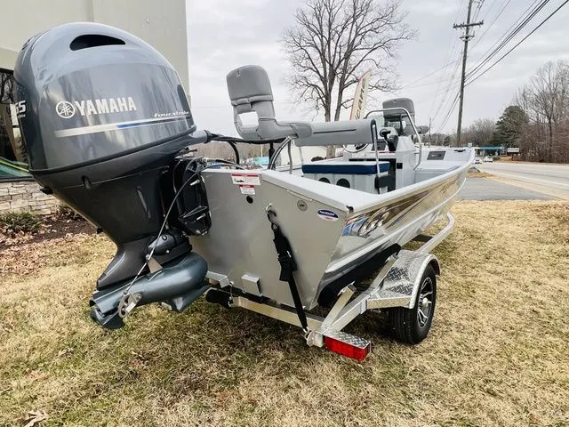 Slide: The Image of G3 Gator Tough Tunnel Jon 17 CCJ DLX 2026 - 4