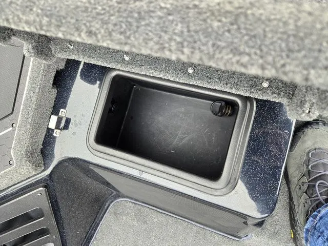 Slide: The Image of Skeeter FXR20 2021 - 24