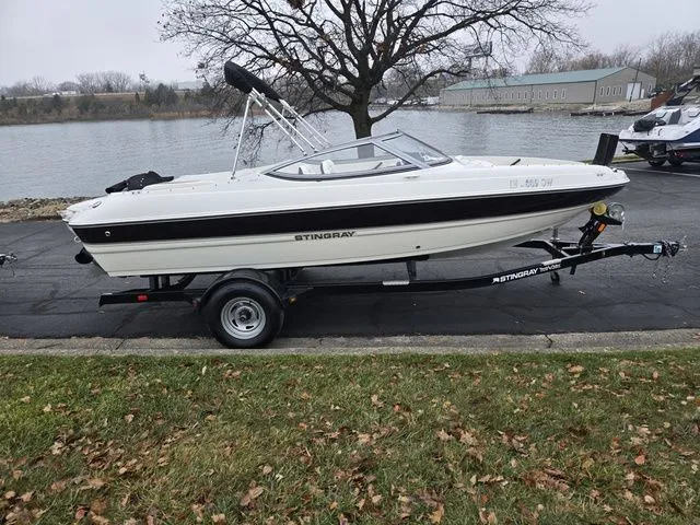 Slide: The Image of Stingray 198RX 2016 - 10