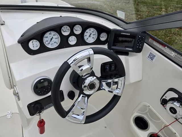 Slide: The Image of Stingray 198RX 2016 - 17