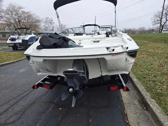 Slide: The Image of Stingray 198RX 2016 - 3