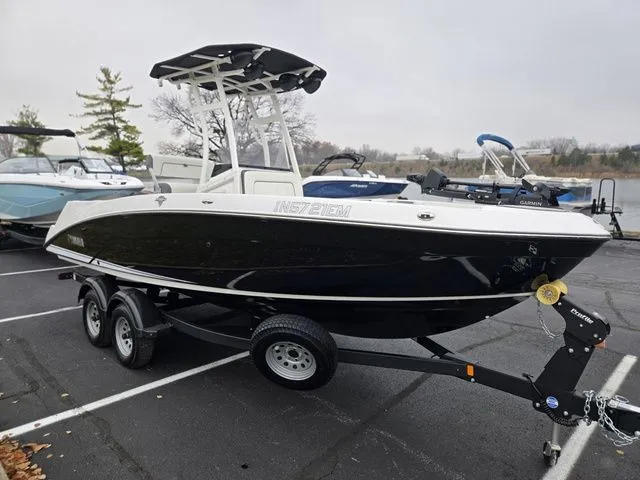 Slide: The Image of Yamaha 210 FSH® SPORT 2022 - 10