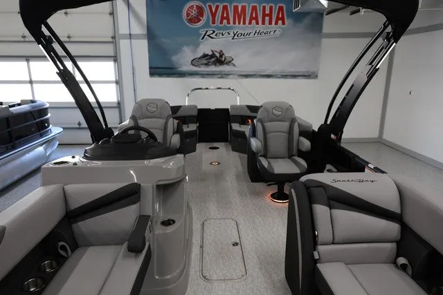 Slide: The Image of South Bay 224 RS 2.75 Hybrid Arch 2026 - 16