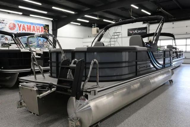 Slide: The Image of South Bay 224 RS 2.75 Hybrid Arch 2026 - 7