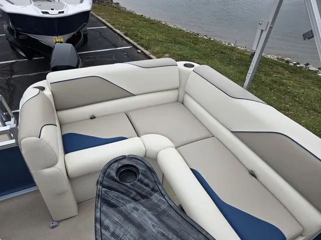 Slide: The Image of Avalon Venture Cruise 15 2023 - 16