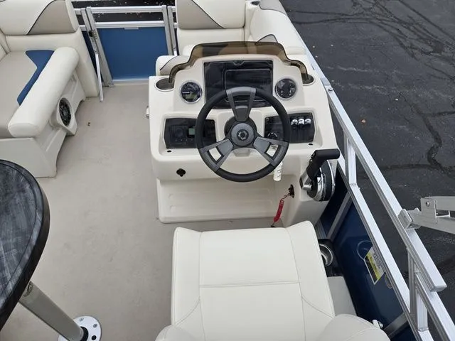 Slide: The Image of Avalon Venture Cruise 15 2023 - 20