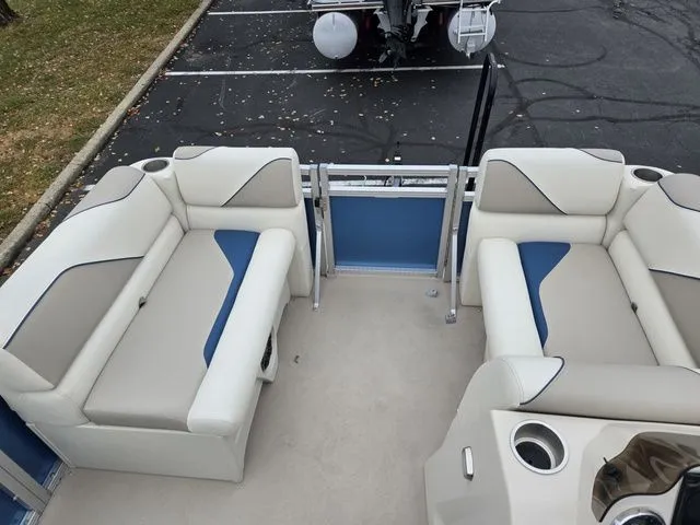 Slide: The Image of Avalon Venture Cruise 15 2023 - 21