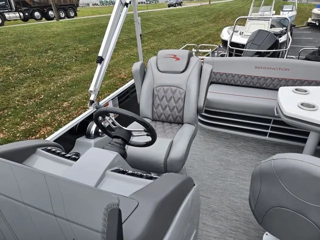 Slide: The Image of Bennington 24 LXSB 2022 - 14