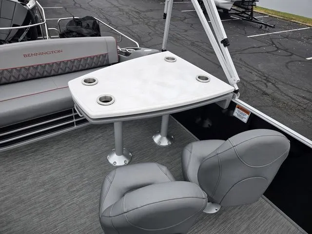 Slide: The Image of Bennington 24 LXSB 2022 - 15