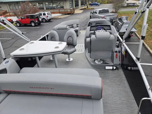 Slide: The Image of Bennington 24 LXSB 2022 - 21
