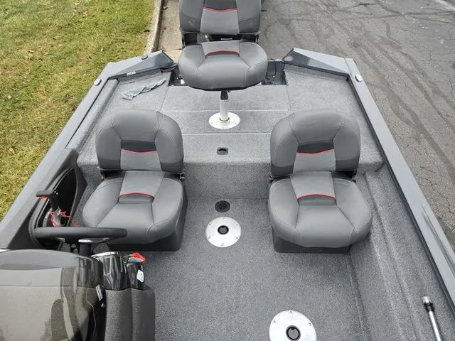 Slide: The Image of Tracker Pro Team 175 TF 2022 - 21