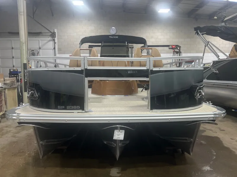Slide: The Image of Tahoe Sport 2385 Center Console Fish Tritoon & Honda 4-Stroke EFI 2026 - 40