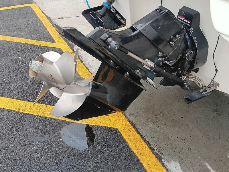 Slide: The Image of Mariah Z260 MCC 1999 - 15