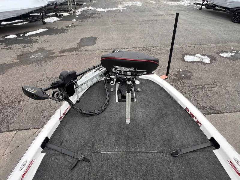 Slide: The Image of Skeeter ZX 250 2011 - 17